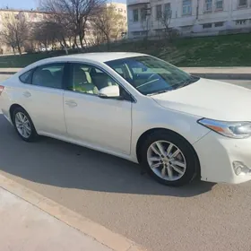 Toyota Avalon 2013