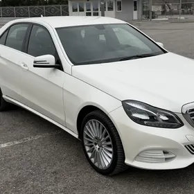 Mercedes-Benz 300E 2014