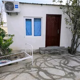 Aýratyn gurulon komnat