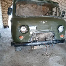 UAZ Profi 1990