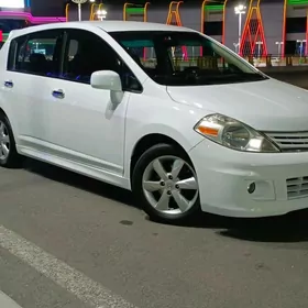 Nissan Versa 2009