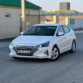 Hyundai Elantra 2020