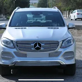 Mercedes-Benz GLE-Class 2016