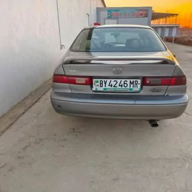 Toyota Camry 1997