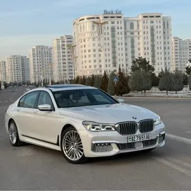 BMW 740 2018