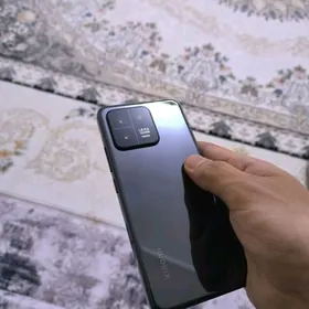Xiaomi 13