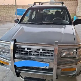 Nissan Pathfinder 1998