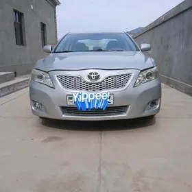 Toyota Camry 2010