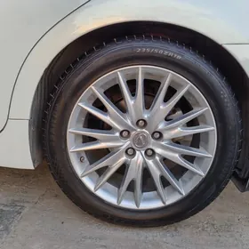 диски r18 и комплект шин