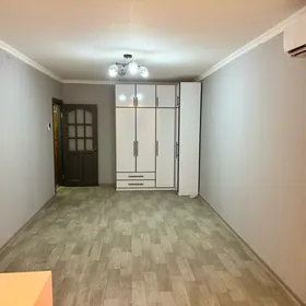 3 Мкр 4/3 этаж 1 комнатная