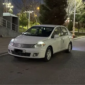 Nissan Versa 2010