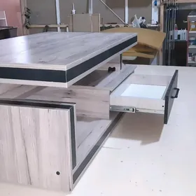 журналный стол