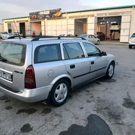 Opel Astra 2001