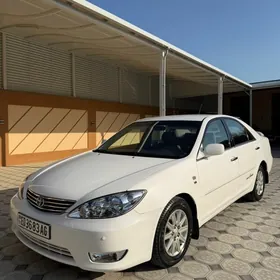 Toyota Camry 2005