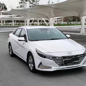 Hyundai Elantra 2021