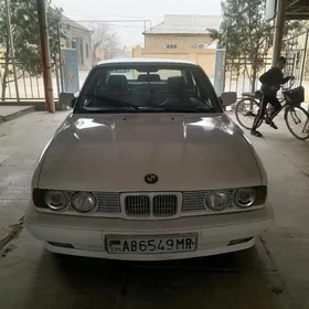 BMW 525 1992