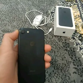 İphone 7  32 Gb