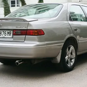Toyota Camry 1999
