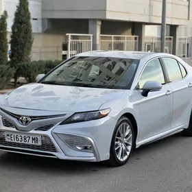 Toyota Camry 2022