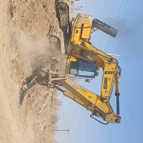 Komatsu PC200LC-8 2007