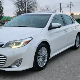 Toyota Avalon 2013