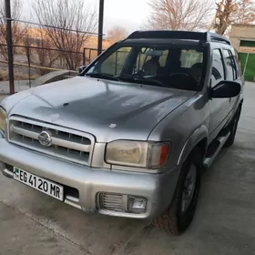 Nissan Pathfinder 2002