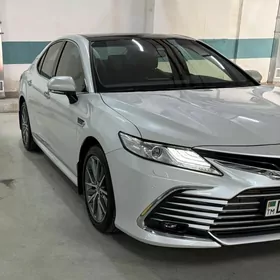 Toyota Camry 2022