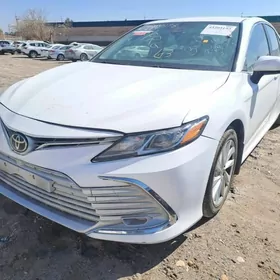 Toyota Camry 2023