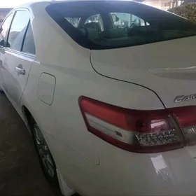 Toyota Camry 2011