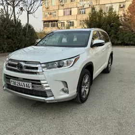 Toyota Highlander 2019
