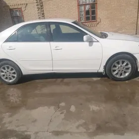 Toyota Camry 2003