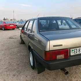 Lada 21099 2002