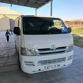 Toyota Hiace 2007