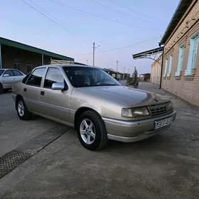 Opel Vectra 1990