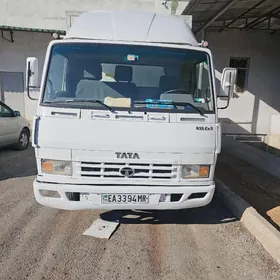 Mitsubishi Canter 2014