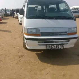 Toyota Hiace 1991