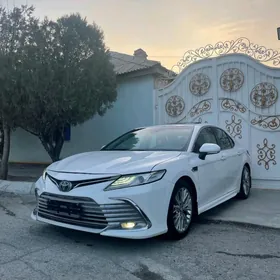 Toyota Camry 2018