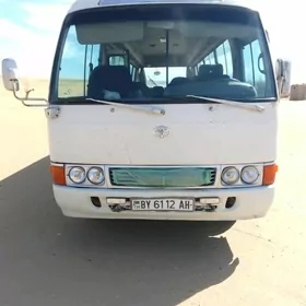 Toyota Coaster 2001