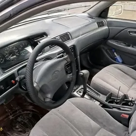 Toyota Camry 2000