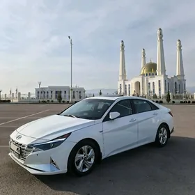 Hyundai Elantra 2021