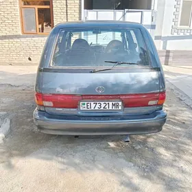 Toyota Previa 1993