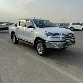 Toyota Hilux 2025