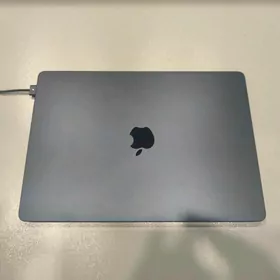 Apple MacBook Air M3 8/512