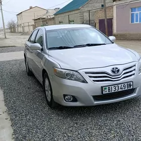 Toyota Camry 2011