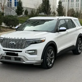 Ford Explorer 2022