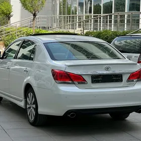 Toyota Avalon 2011