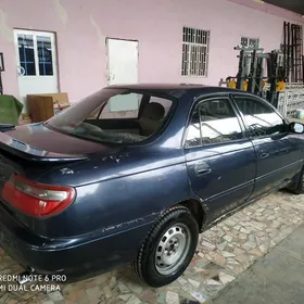 Toyota Carina 1995