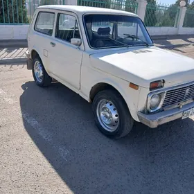 Lada Niva 1987
