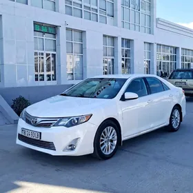 Toyota Camry 2012