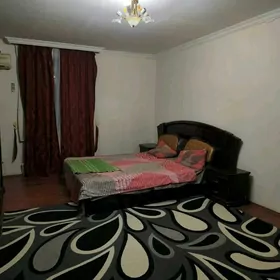 Arenda Jay Gowdan W 2-Kom